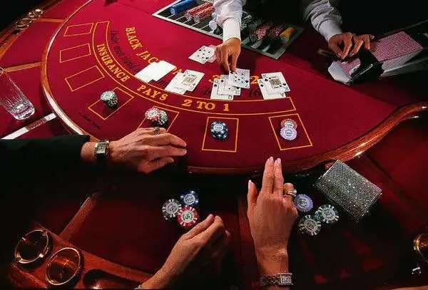 Layar Antarmuka Ug11play dengan Sportsbook dan Slot Online